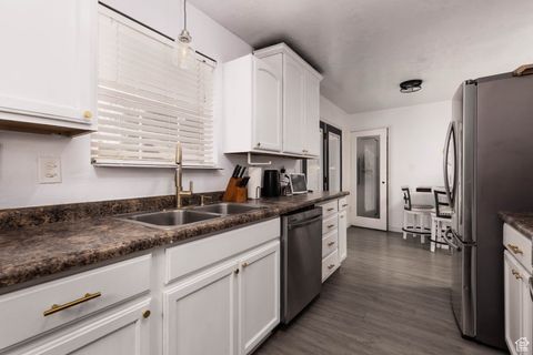 Tiny photo for 280 S 100 W, Richfield, UT 84701 (MLS # 2107918)