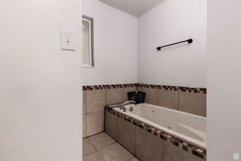 Tiny photo for 280 S 100 W, Richfield, UT 84701 (MLS # 2107918)