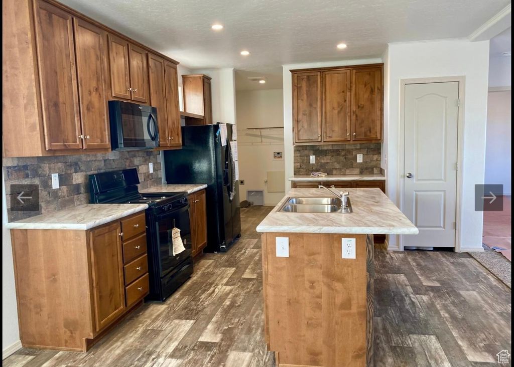 Photo of 289 W CENTER, Hinckley, UT 84635 (MLS # 2118515)