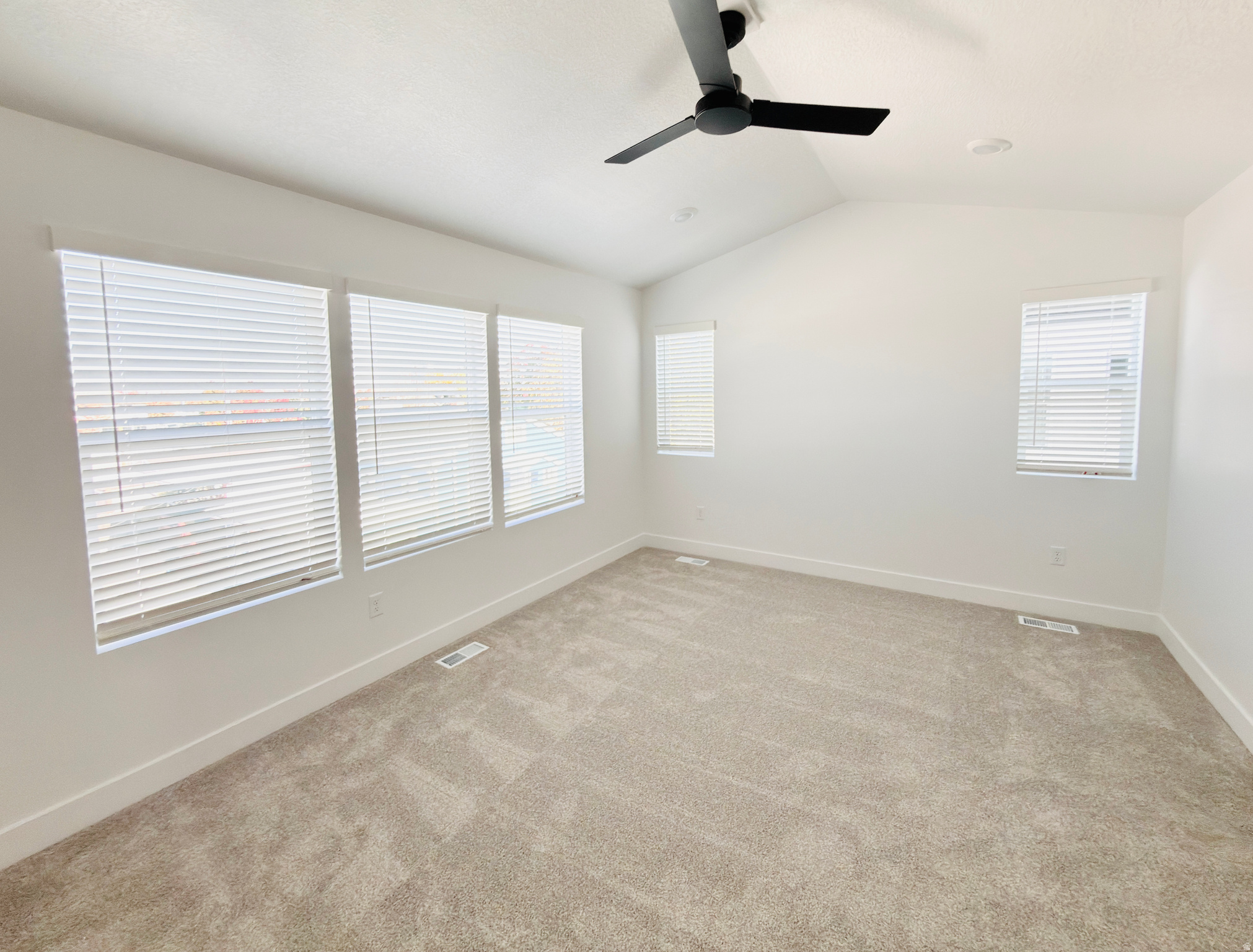 TRAILSIDE RESERVE - Residential Income