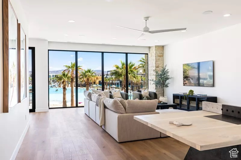 DESERT COLOR RESORT - Residential
