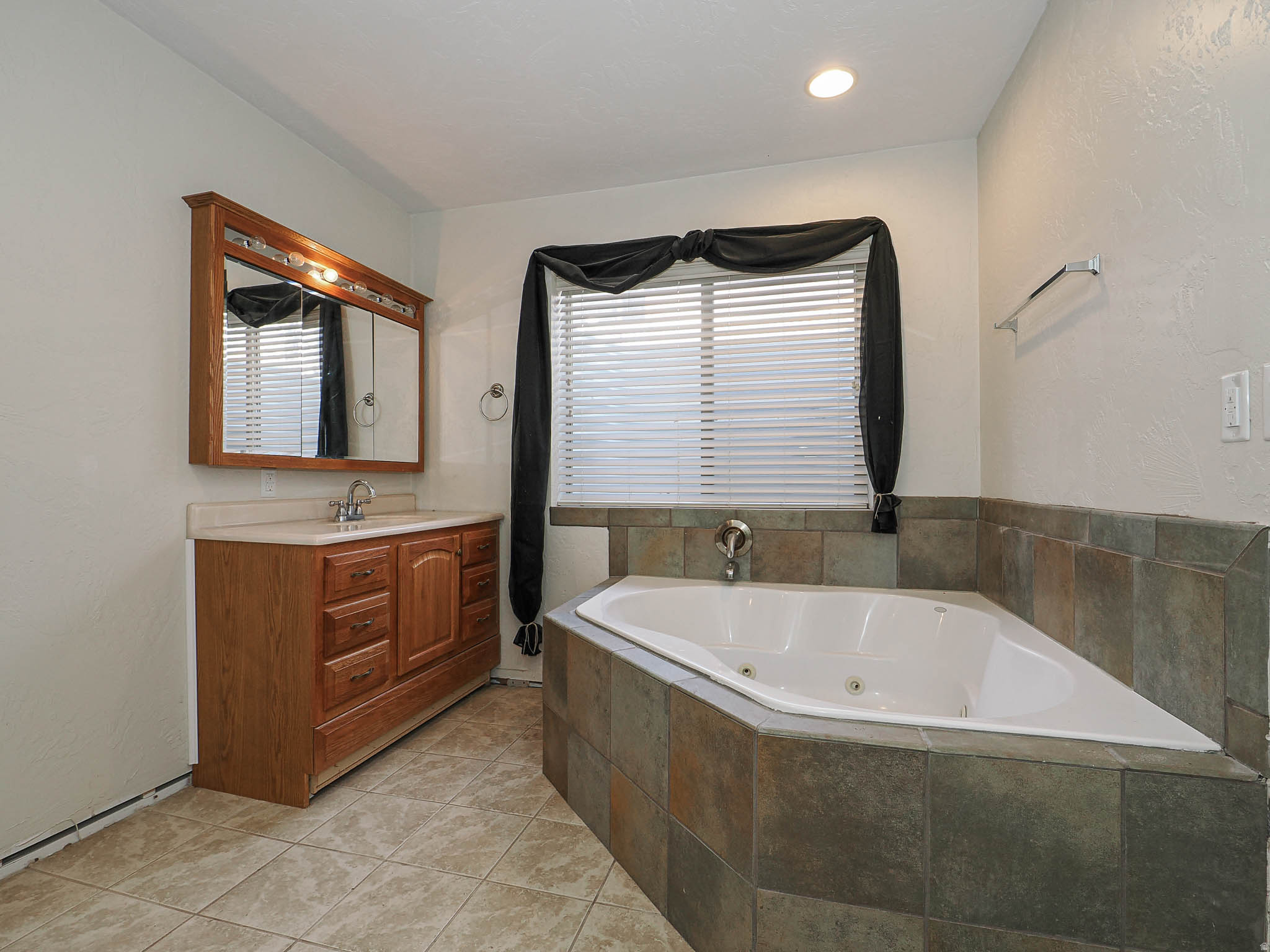 SOUTH RIDGE FAIRWAYS - Residential