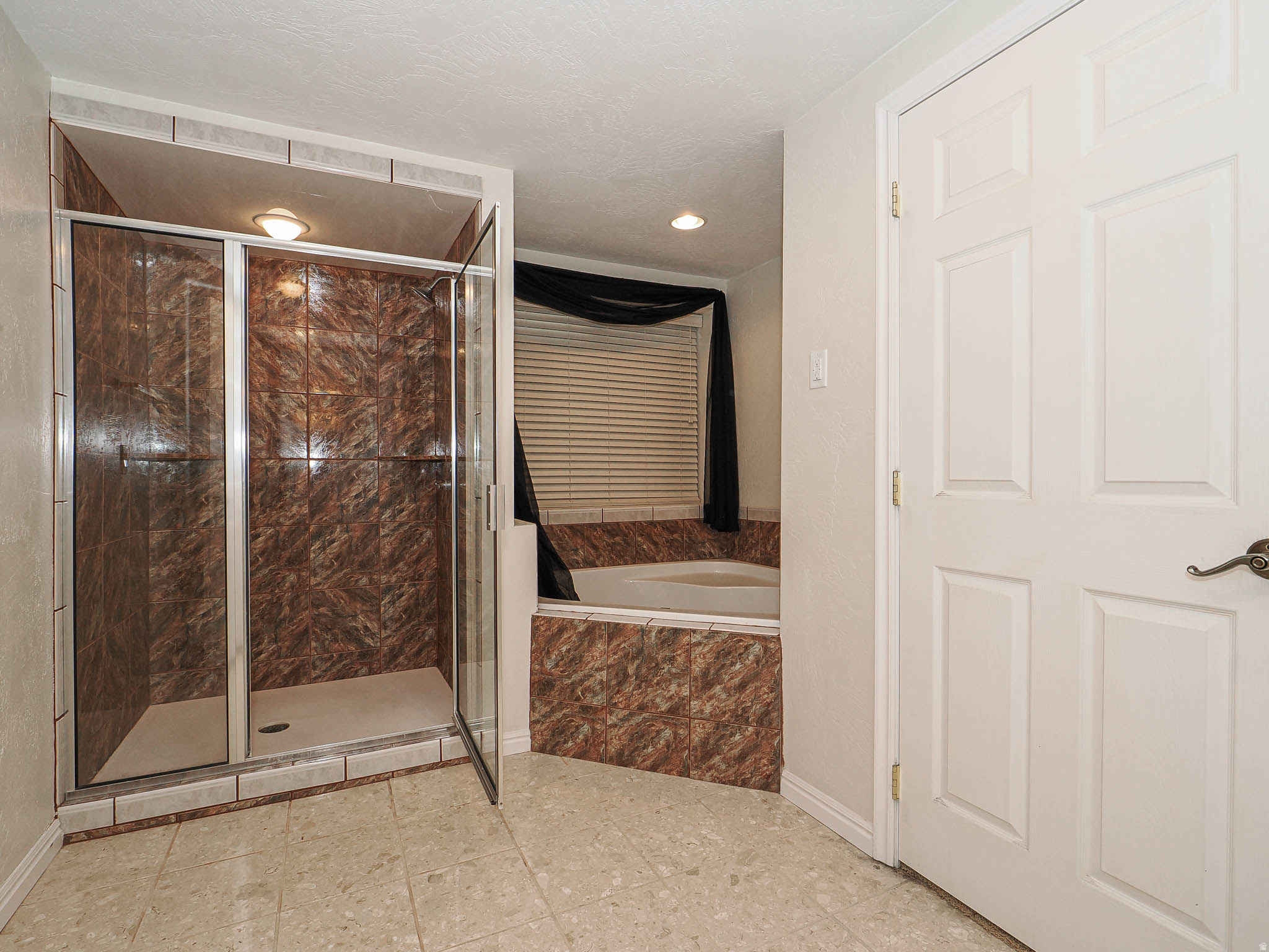 SOUTH RIDGE FAIRWAYS - Residential