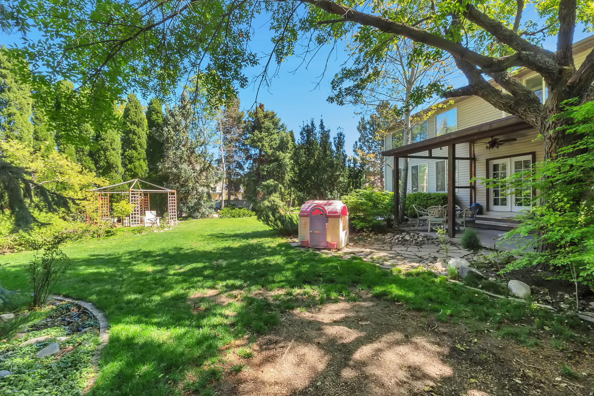 WHEATRIDGE EST - Residential