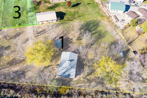 Tiny photo for 4 W 960 S, Hurricane, UT 84737 (MLS # 2135956)