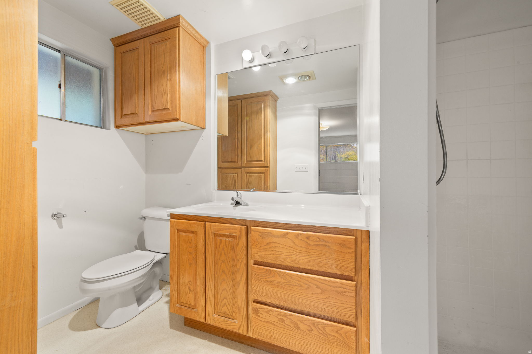 HURRICANE LOCAL SUR - Residential