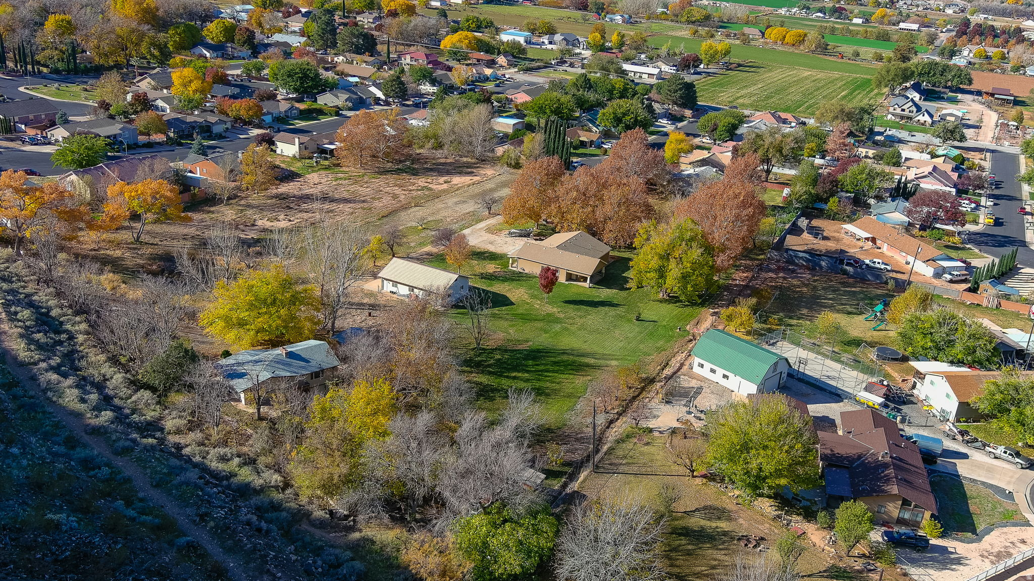 HURRICANE LOCAL SUR - Residential