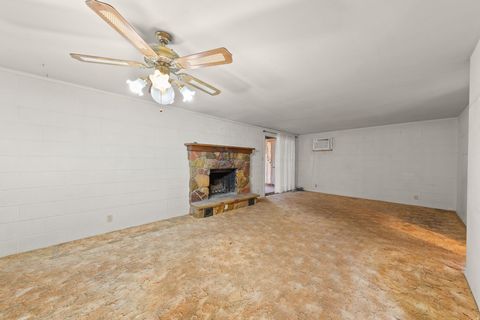 Tiny photo for 4 W 960 S, Hurricane, UT 84737 (MLS # 2135956)