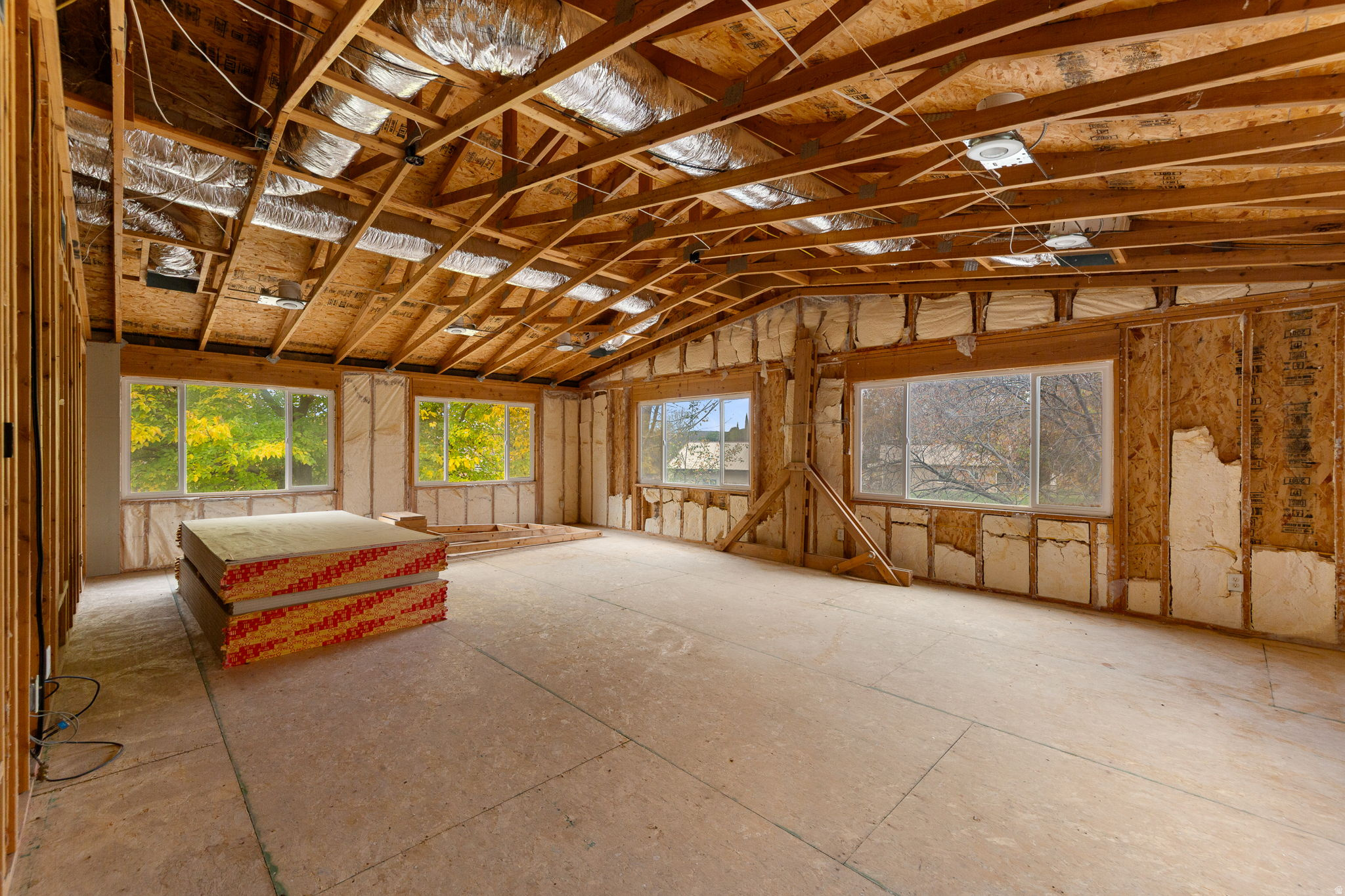 HURRICANE LOCAL SUR - Residential