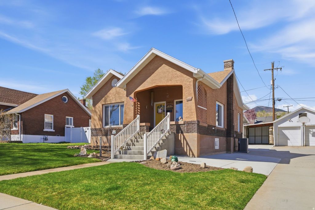 Photo of 10306 S APEX RD, Copperton, UT 84006 (MLS # 2146196)