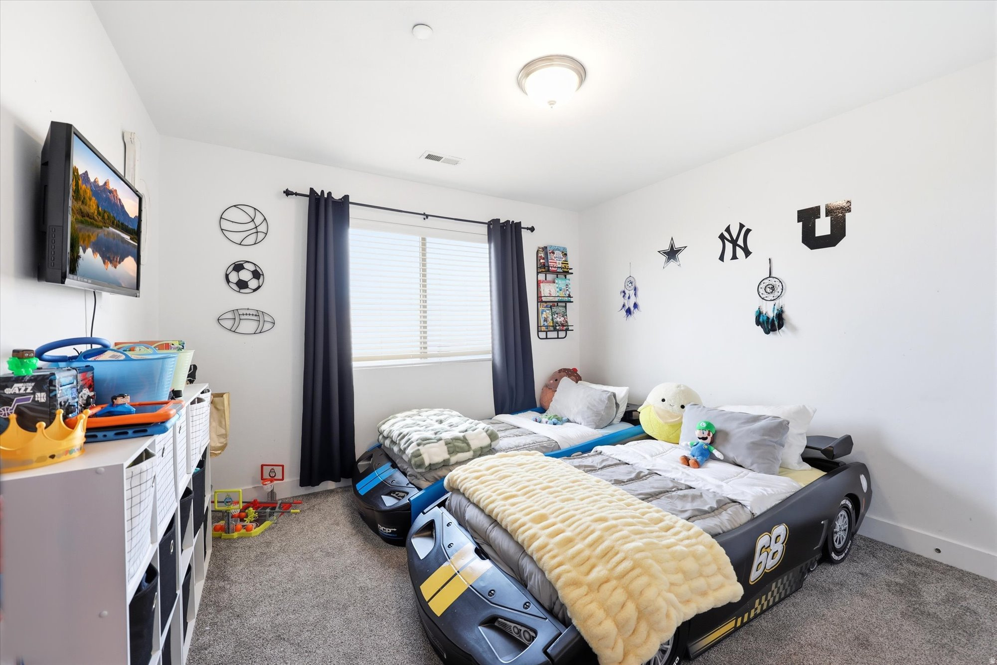 PARKWAY VILLAGE - Residential