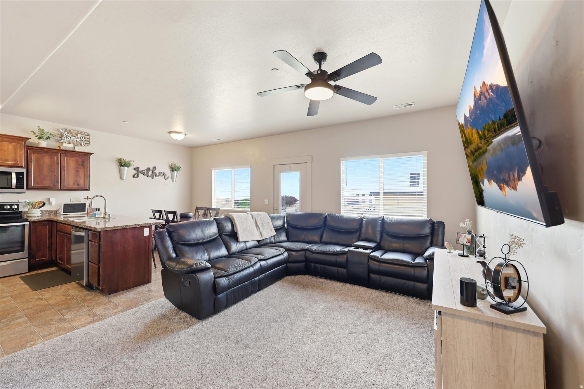 PARKWAY VILLAGE - Residential