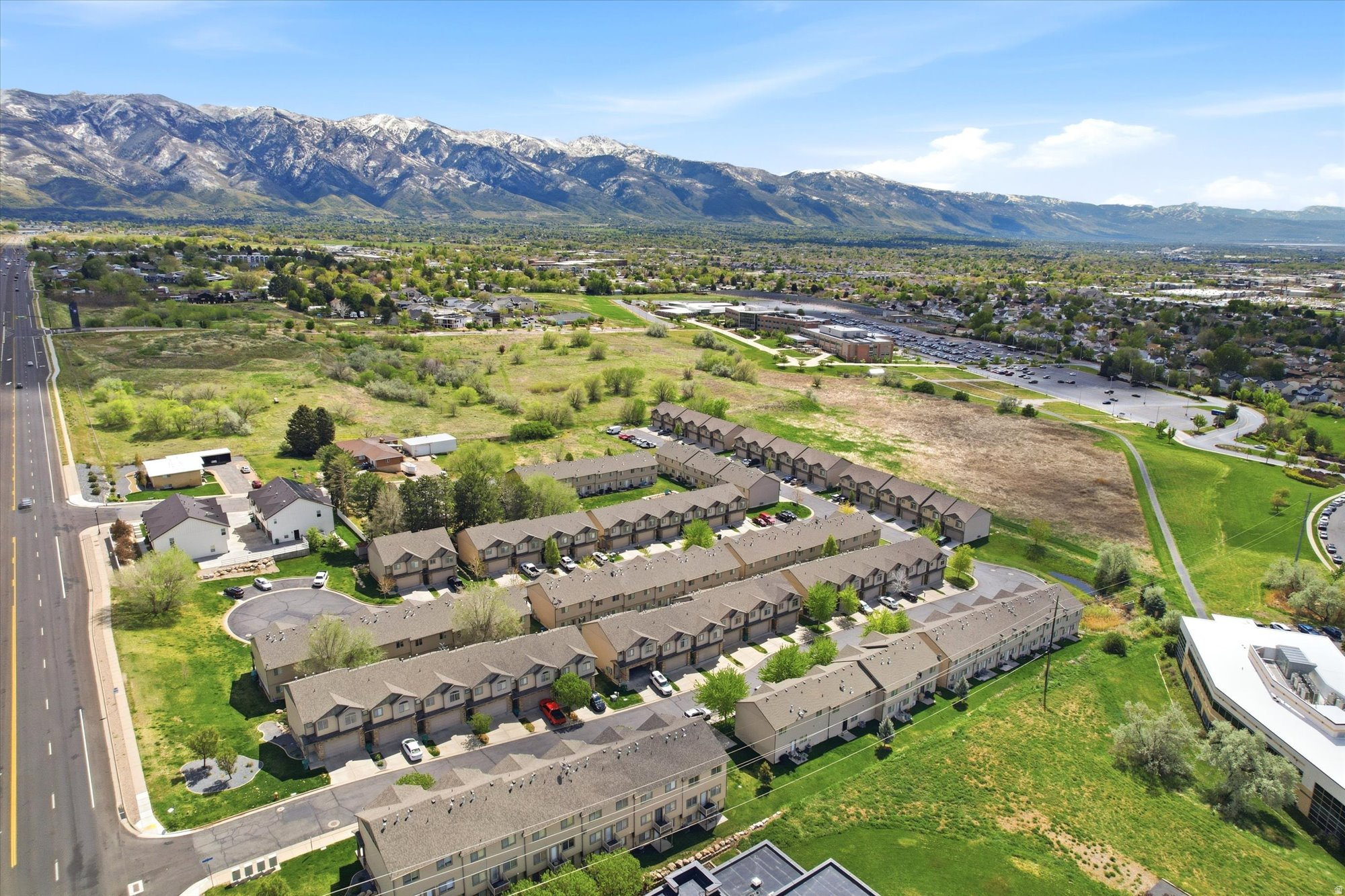 PARKWAY VILLAGE - Residential