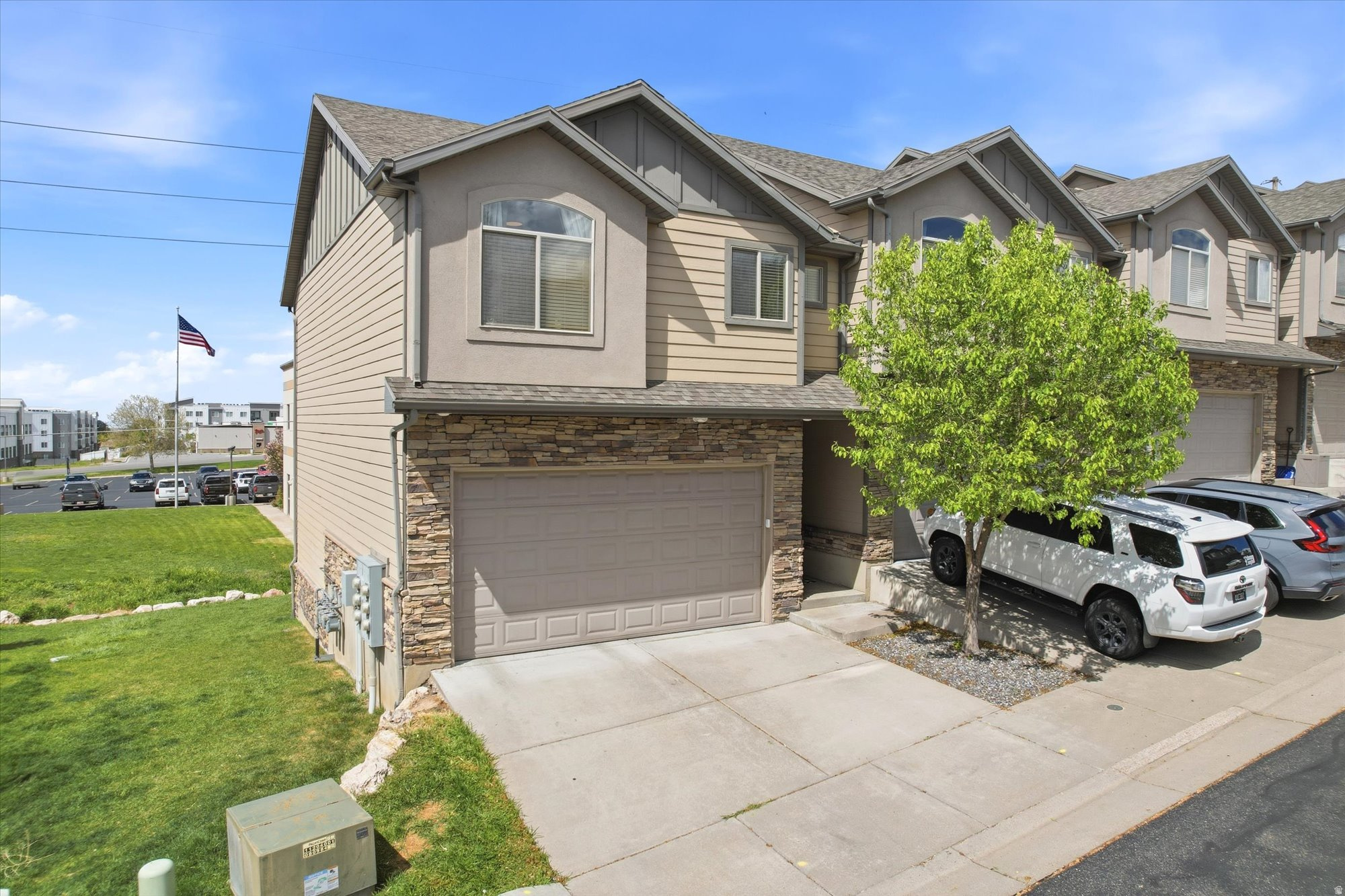 PARKWAY VILLAGE - Residential