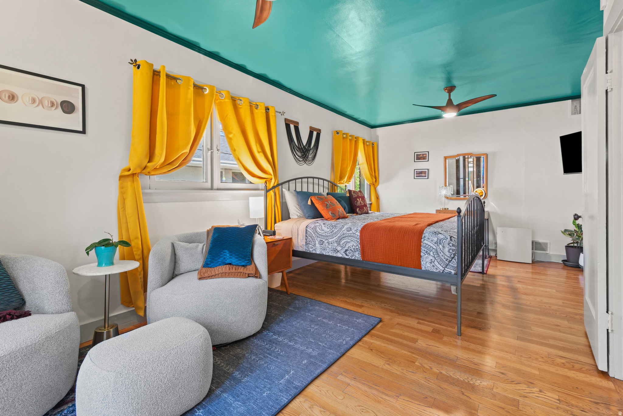 CAPITOL - Residential