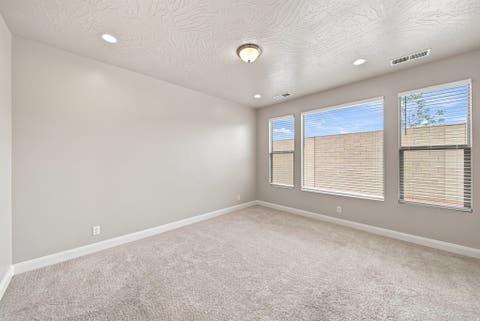 Tiny photo for 1625 N HORIZON PKWY, Washington, UT 84780 (MLS # 2178176)