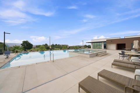 Tiny photo for 1625 N HORIZON PKWY, Washington, UT 84780 (MLS # 2178176)