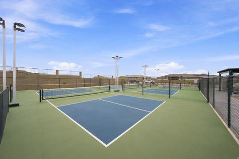 Tiny photo for 1625 N HORIZON PKWY, Washington, UT 84780 (MLS # 2178176)