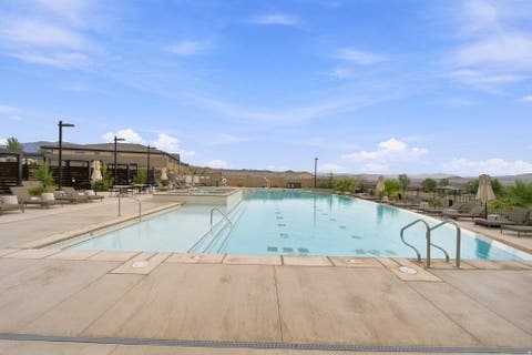 Tiny photo for 1625 N HORIZON PKWY, Washington, UT 84780 (MLS # 2178176)