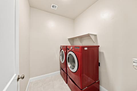 Tiny photo for 1625 N HORIZON PKWY, Washington, UT 84780 (MLS # 2178176)