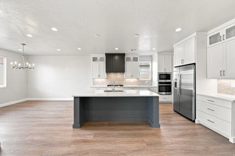 Tiny photo for 1625 N HORIZON PKWY, Washington, UT 84780 (MLS # 2178176)