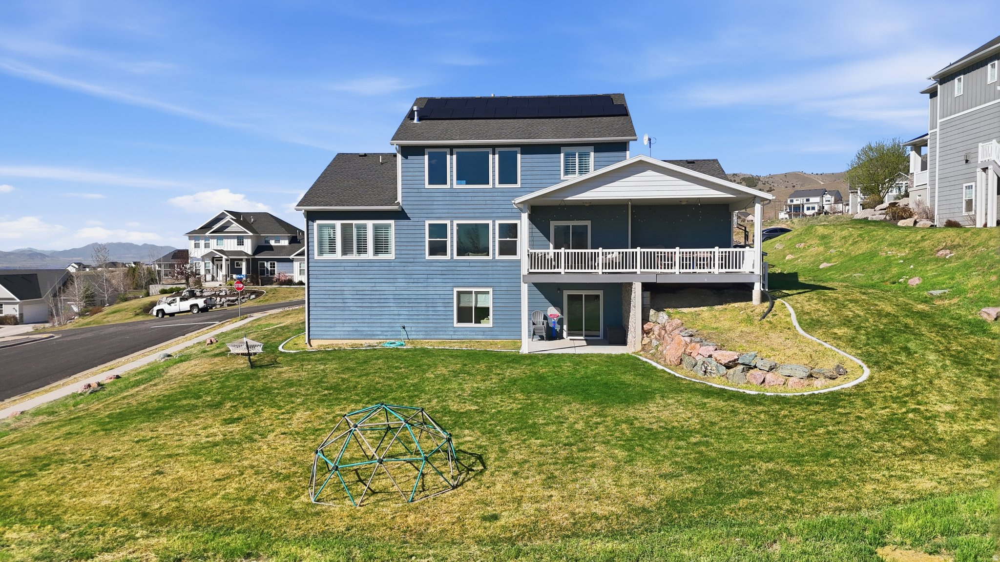 MAHOGANY RIDGE - Residential