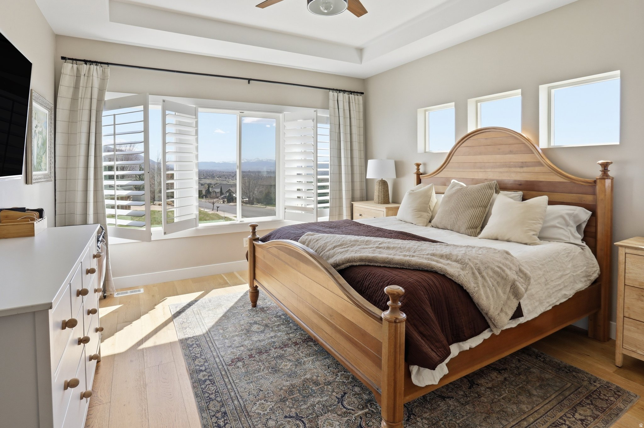 MAHOGANY RIDGE - Residential