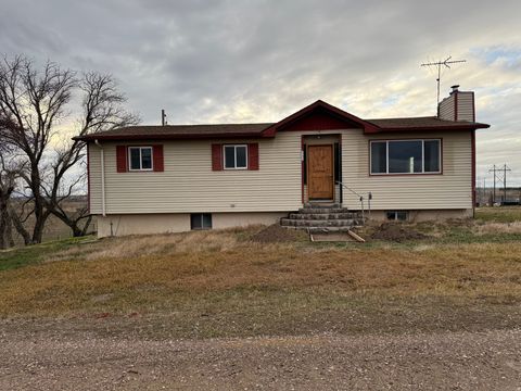 Tiny photo for 2932 S ARTHUR St, American Falls, ID 83211 (MLS # 2127923)