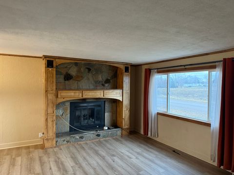Tiny photo for 2932 S ARTHUR St, American Falls, ID 83211 (MLS # 2127923)