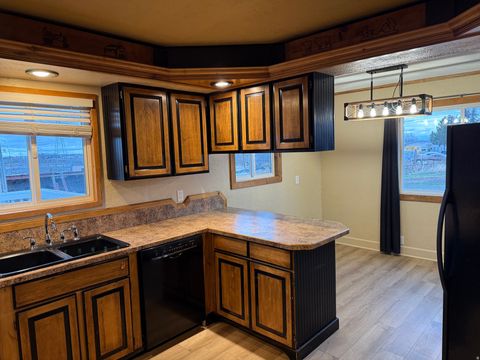 Tiny photo for 2932 S ARTHUR St, American Falls, ID 83211 (MLS # 2127923)