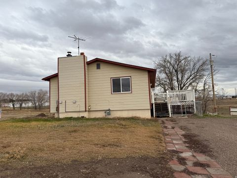 Tiny photo for 2932 S ARTHUR St, American Falls, ID 83211 (MLS # 2127923)