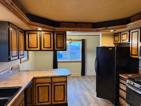 Tiny photo for 2932 S ARTHUR St, American Falls, ID 83211 (MLS # 2127923)