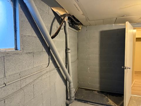 Tiny photo for 2932 S ARTHUR St, American Falls, ID 83211 (MLS # 2127923)