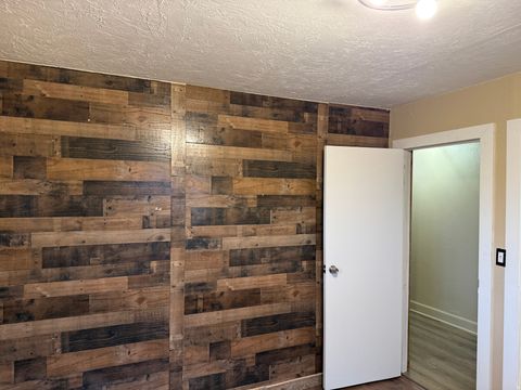 Tiny photo for 2932 S ARTHUR St, American Falls, ID 83211 (MLS # 2127923)