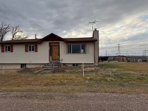 Tiny photo for 2932 S ARTHUR St, American Falls, ID 83211 (MLS # 2127923)