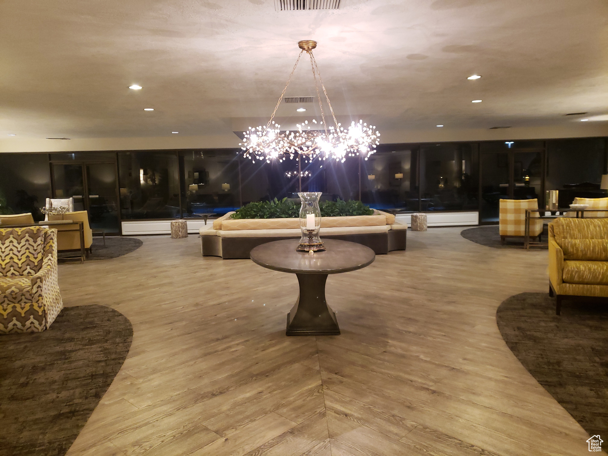 ZIONS SUMMIT - Residential