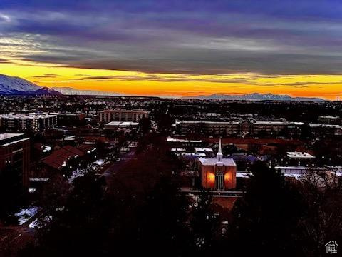 ZIONS SUMMIT - Residential