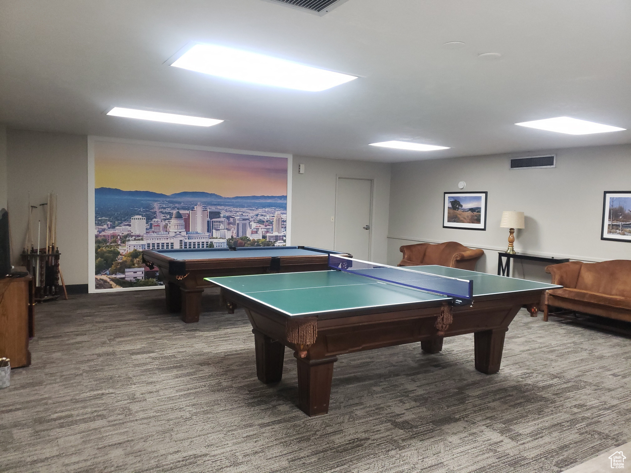 ZIONS SUMMIT - Residential