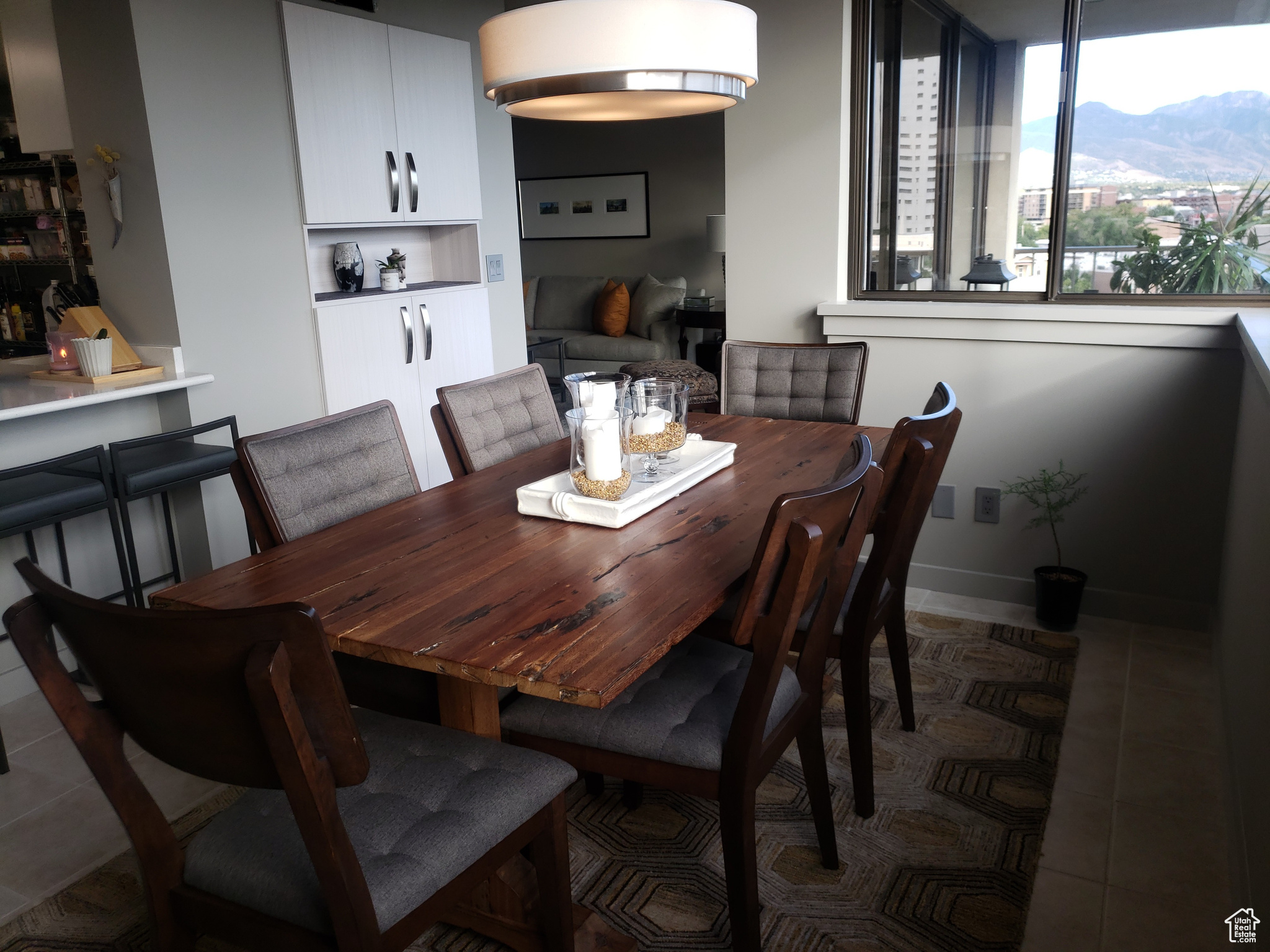 ZIONS SUMMIT - Residential