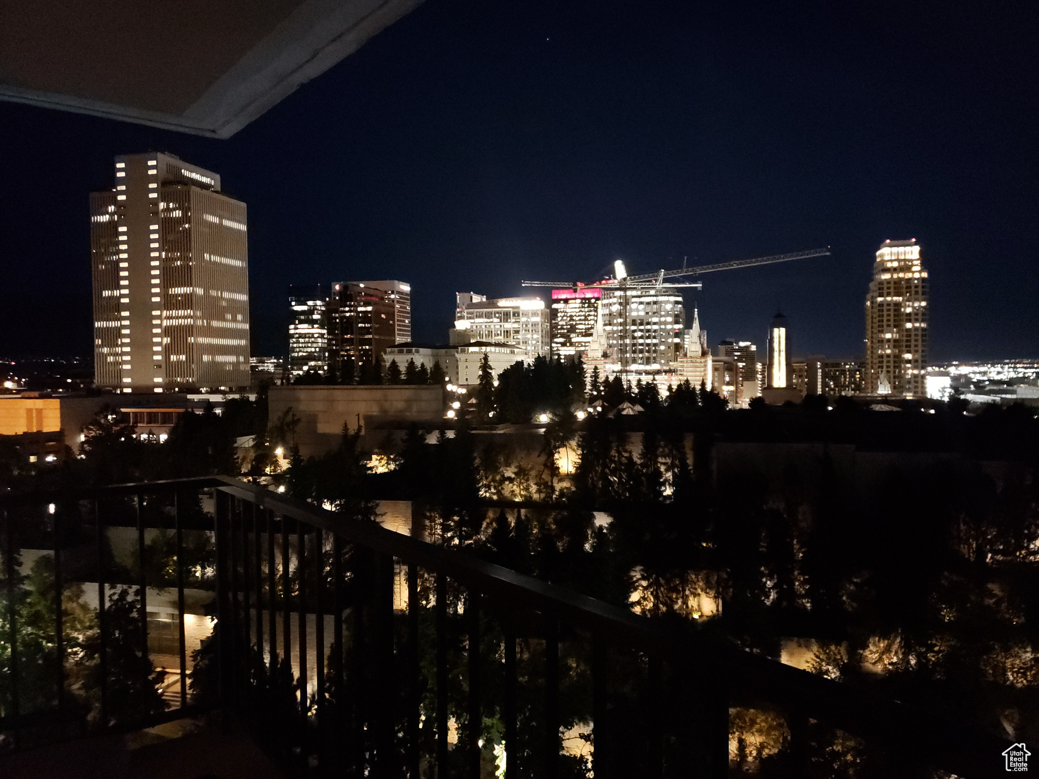 ZIONS SUMMIT - Residential