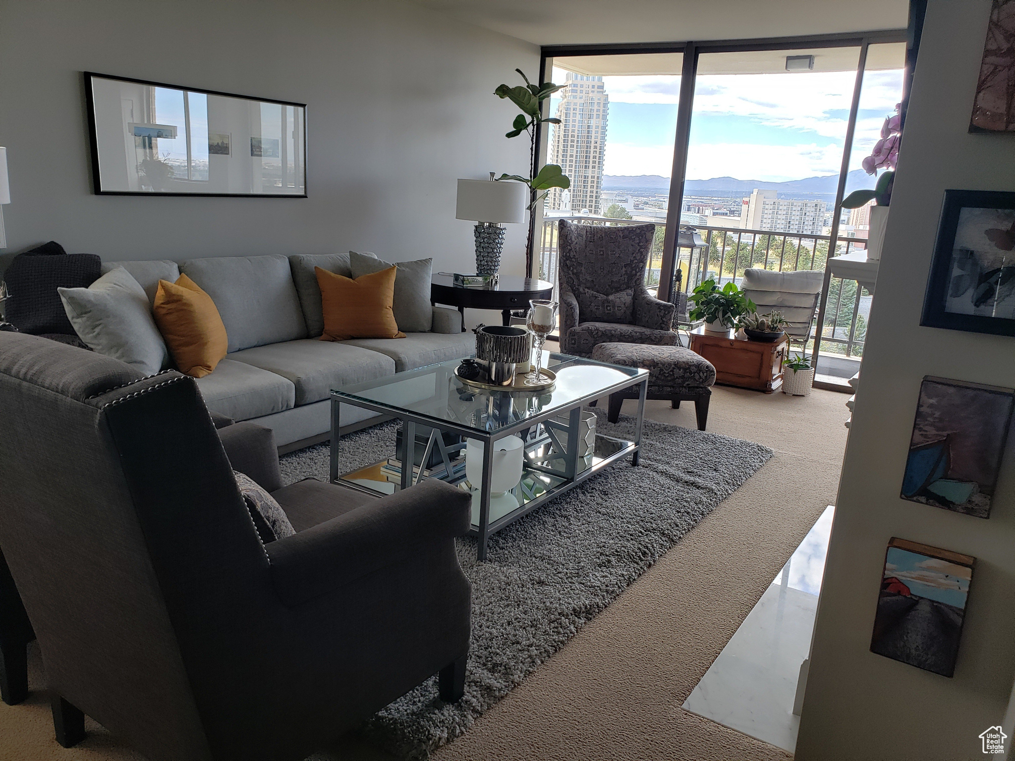 ZIONS SUMMIT - Residential
