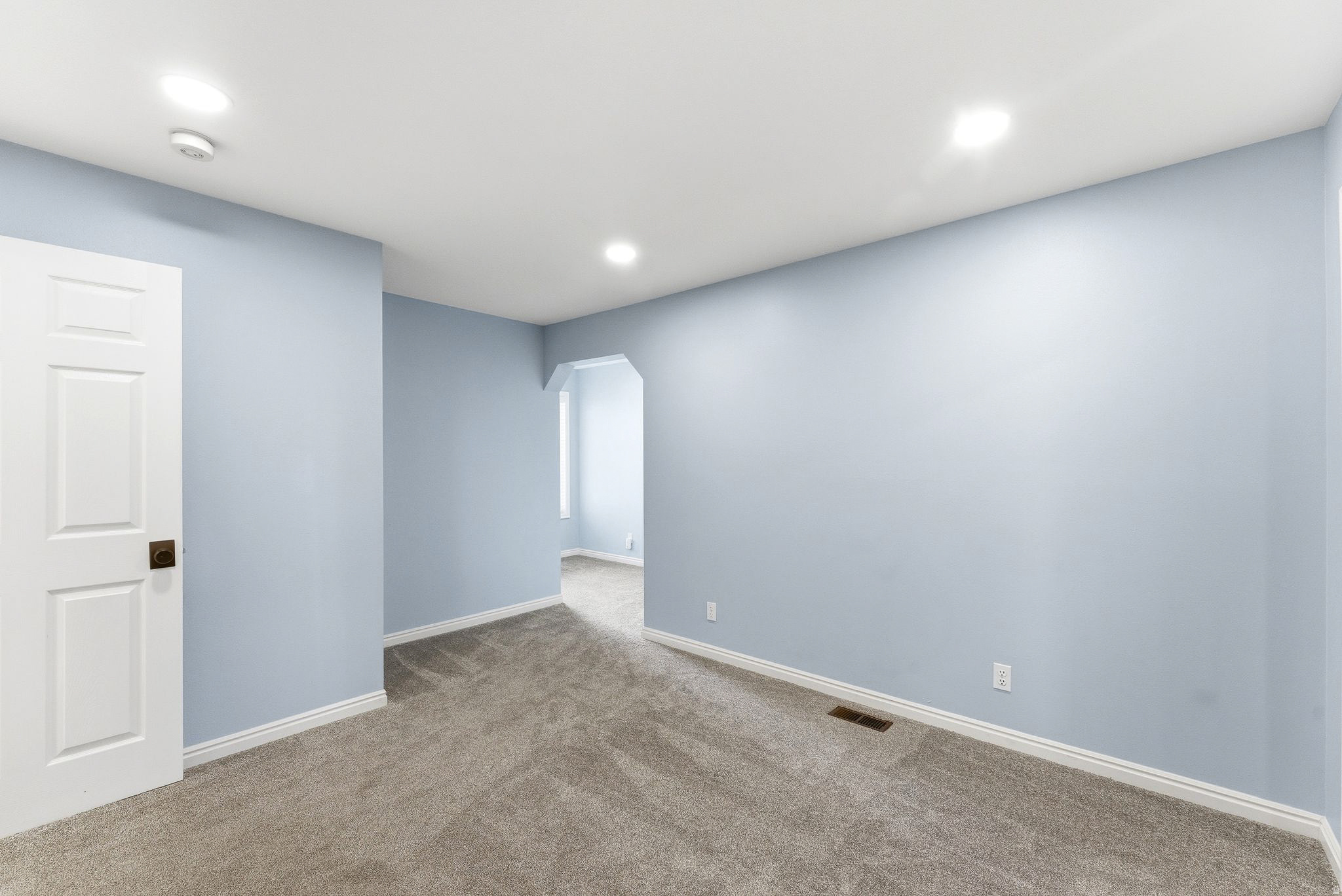 SWISS OAKS CONDOMINIUMS - Residential