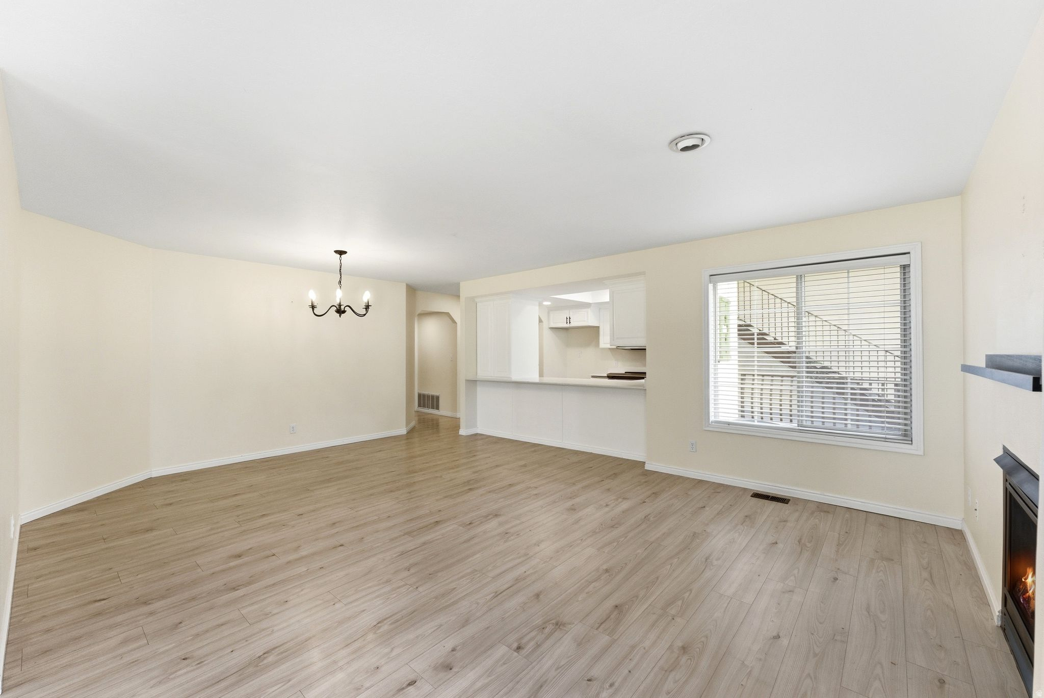 SWISS OAKS CONDOMINIUMS - Residential