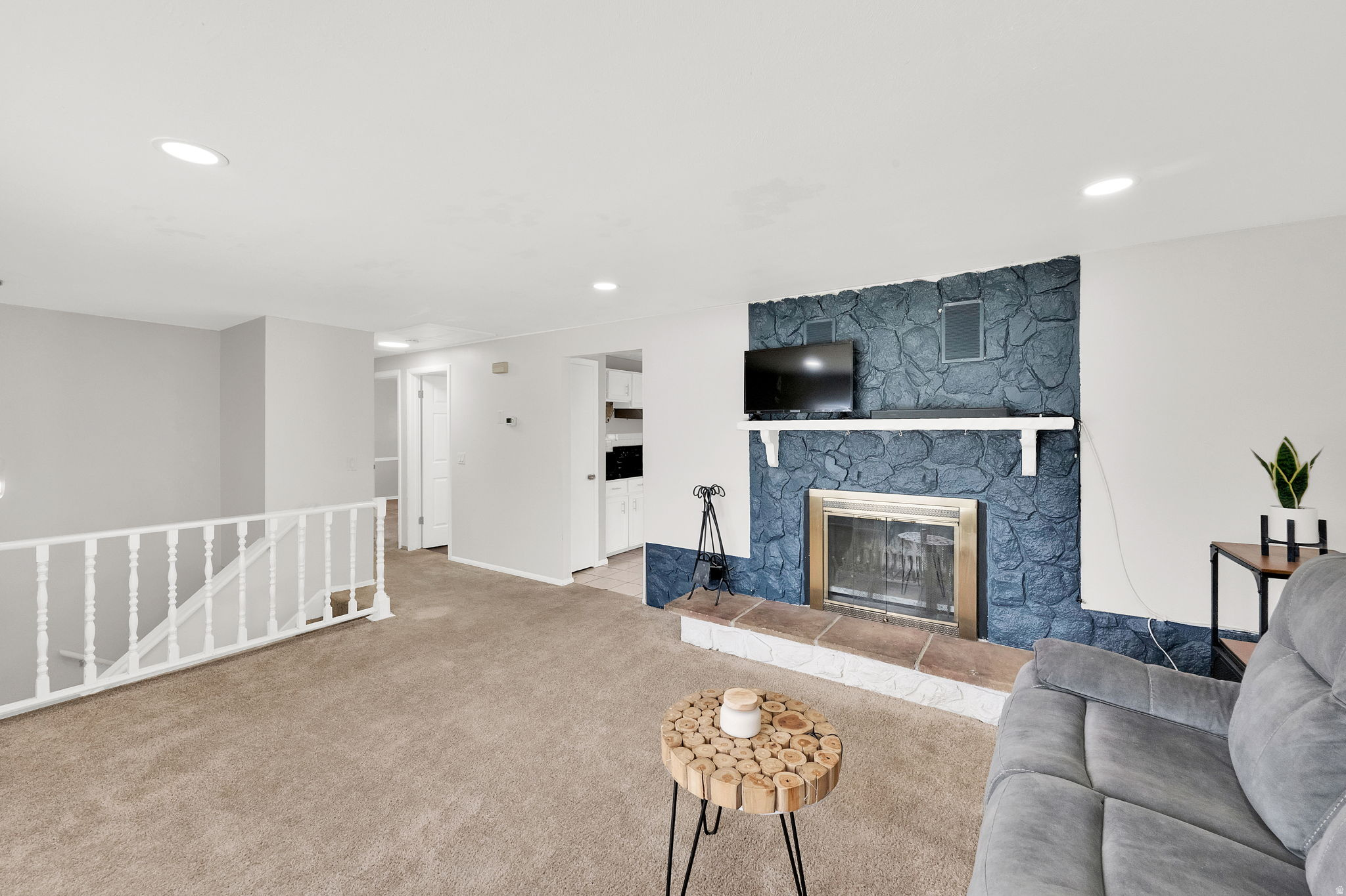 SPRING VALLEY - Residential