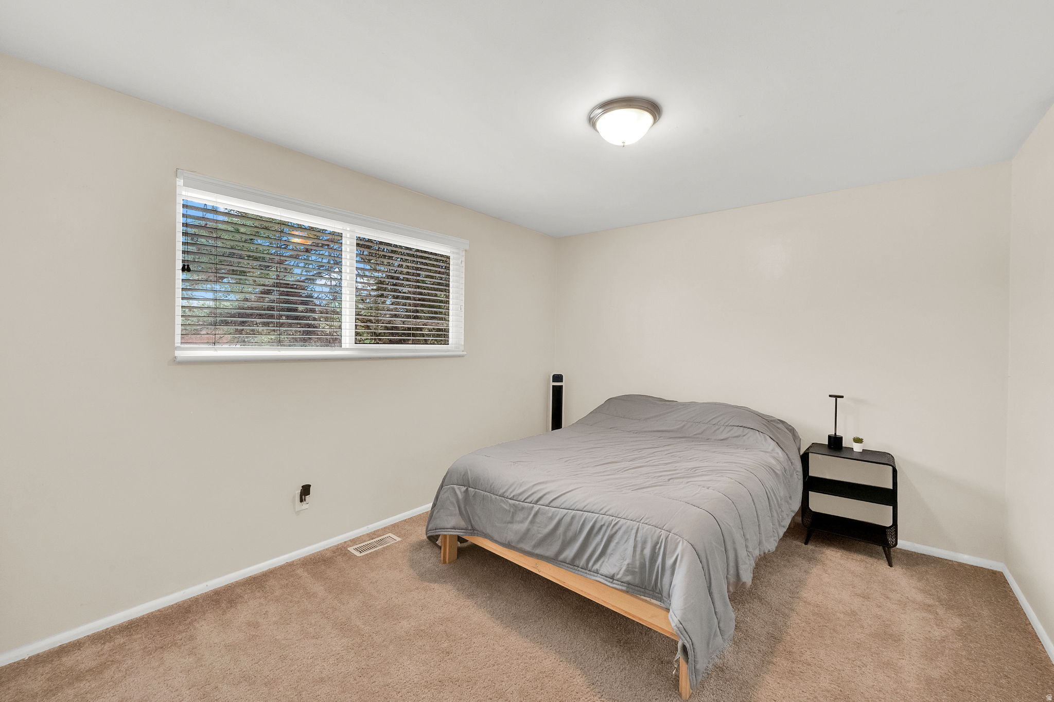 SPRING VALLEY - Residential