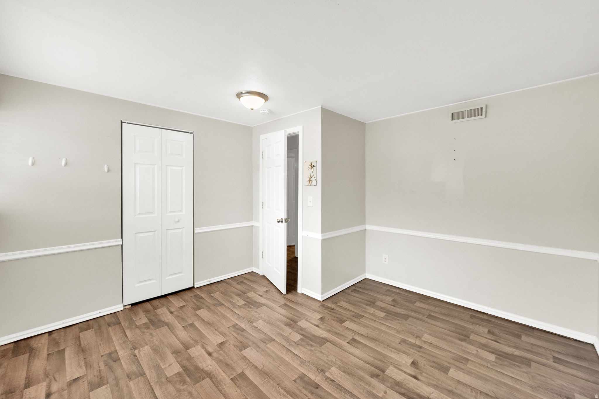 SPRING VALLEY - Residential