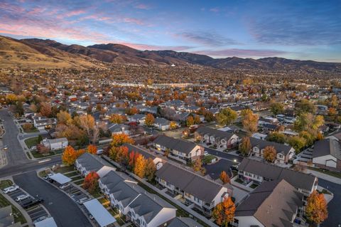 Tiny photo for 204 W LYMAN LN, Bountiful, UT 84010 (MLS # 2122822)