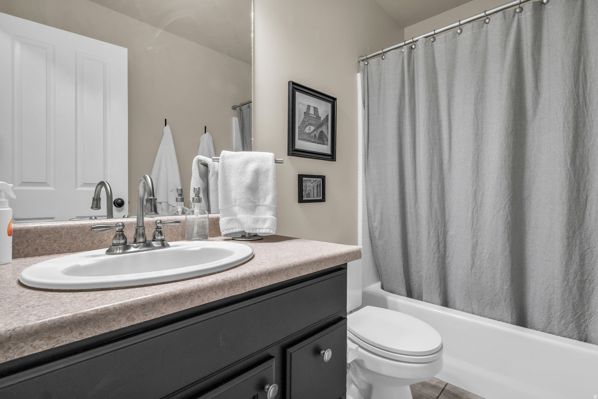 MEADOWS - Residential