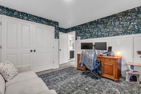 Tiny photo for 204 W LYMAN LN, Bountiful, UT 84010 (MLS # 2122822)