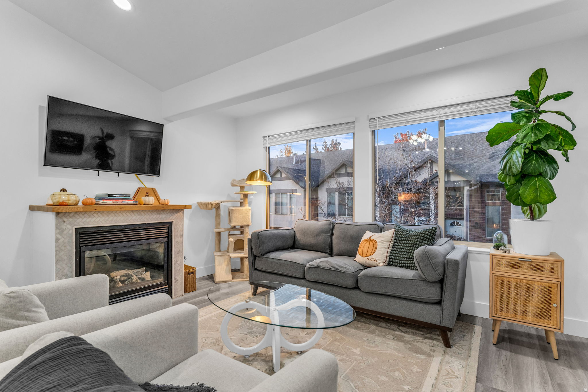 MEADOWS - Residential